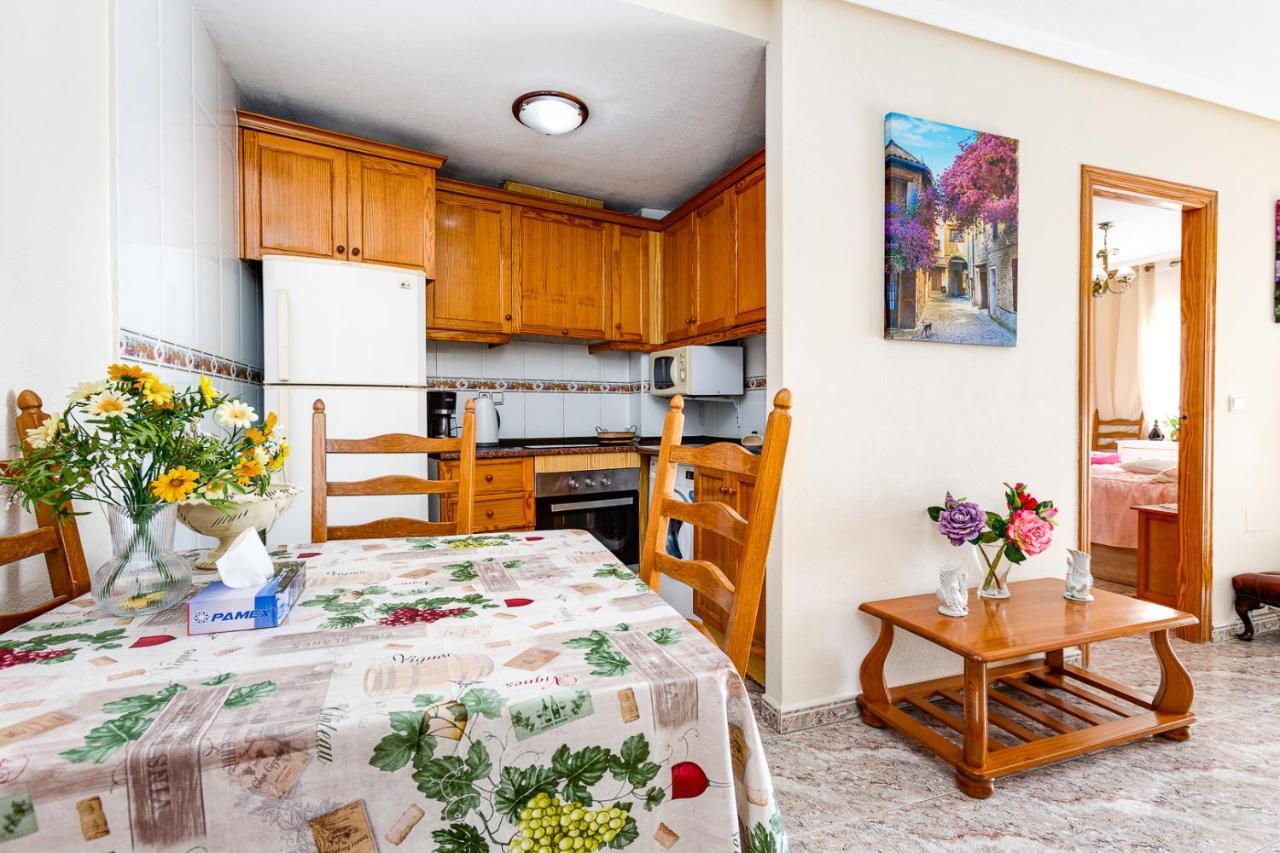 Apartament Caballero De Rodas Torrevieja Esterno foto