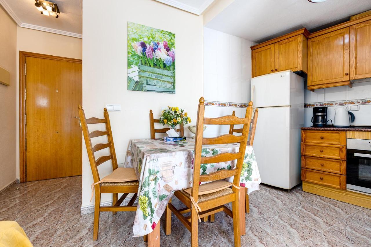Apartament Caballero De Rodas Torrevieja Esterno foto