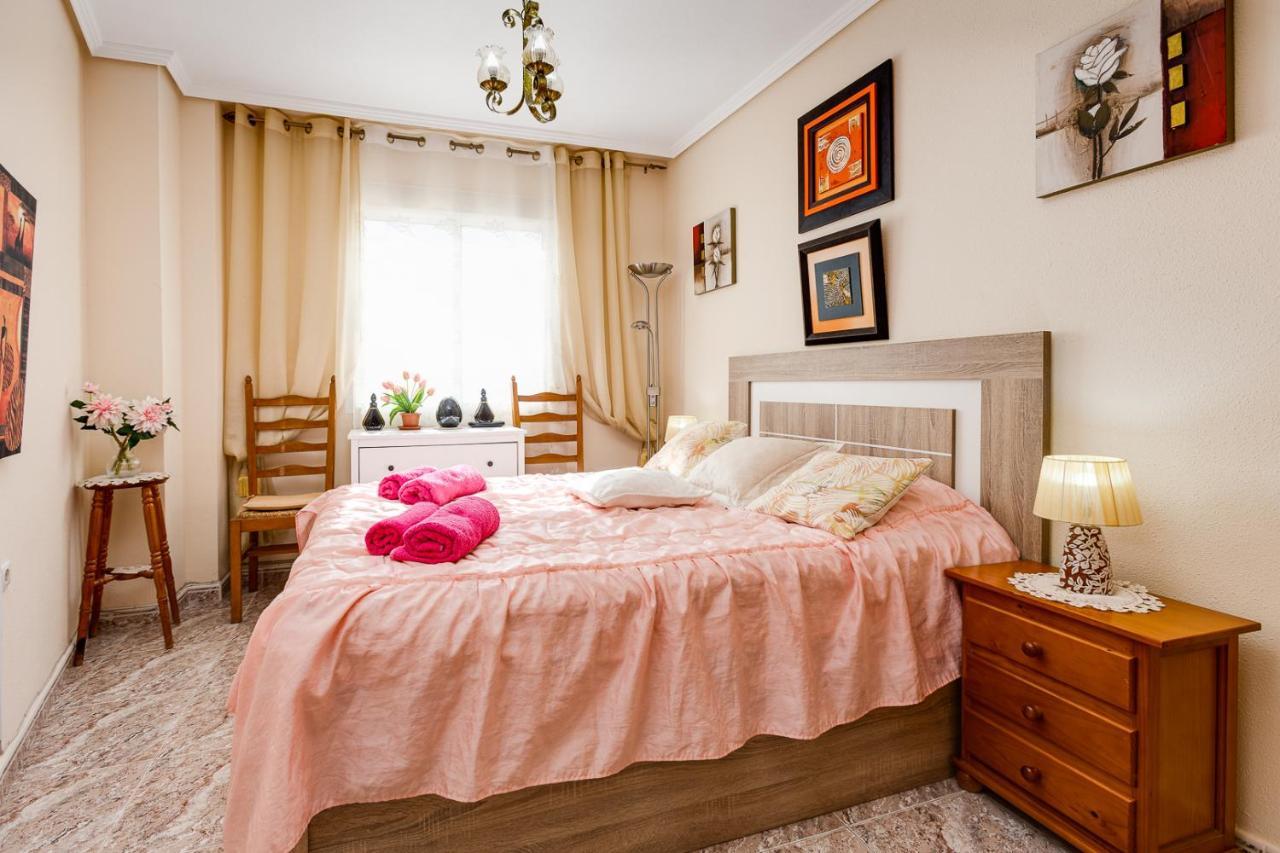 Apartament Caballero De Rodas Torrevieja Esterno foto