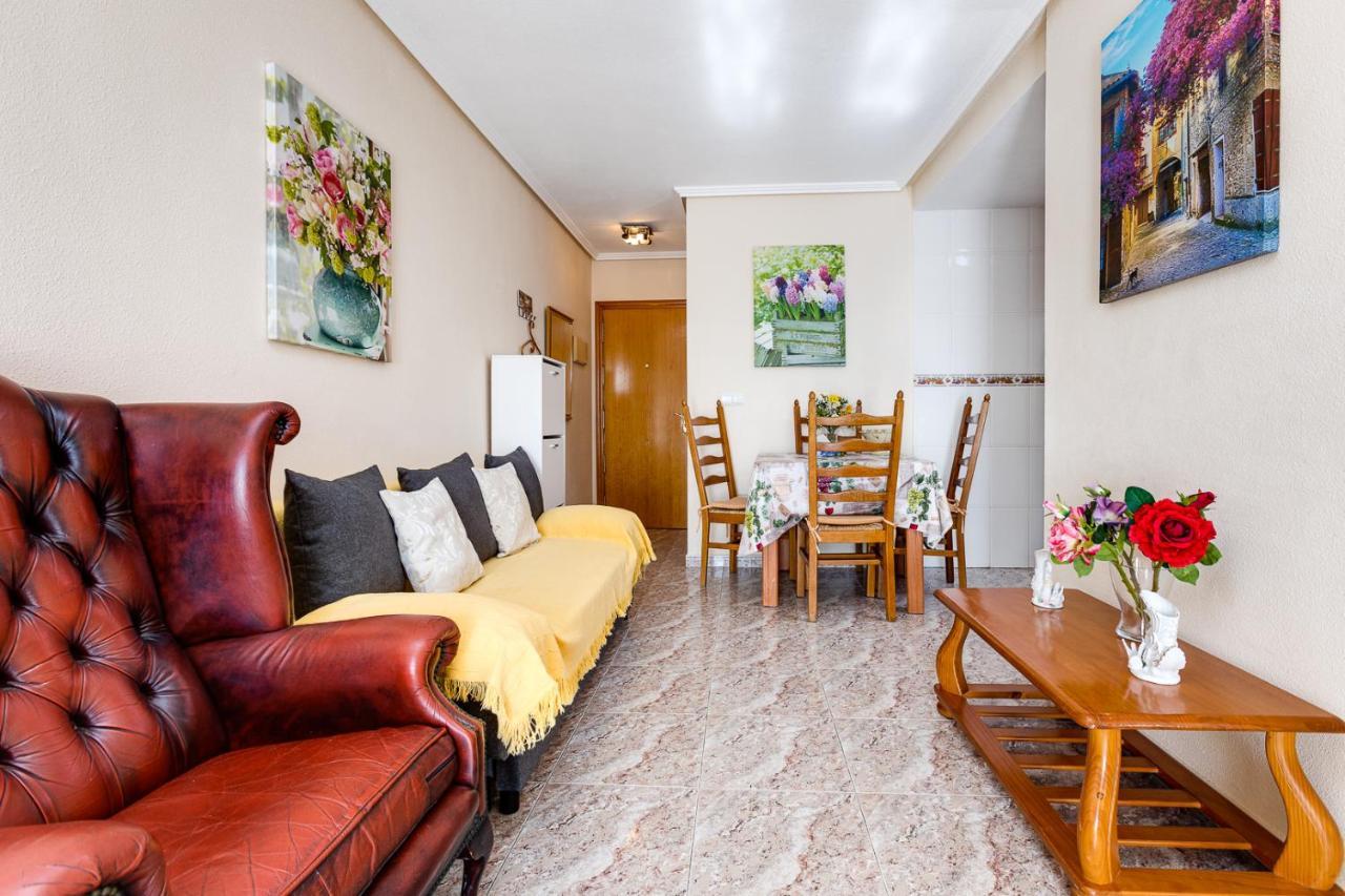Apartament Caballero De Rodas Torrevieja Esterno foto