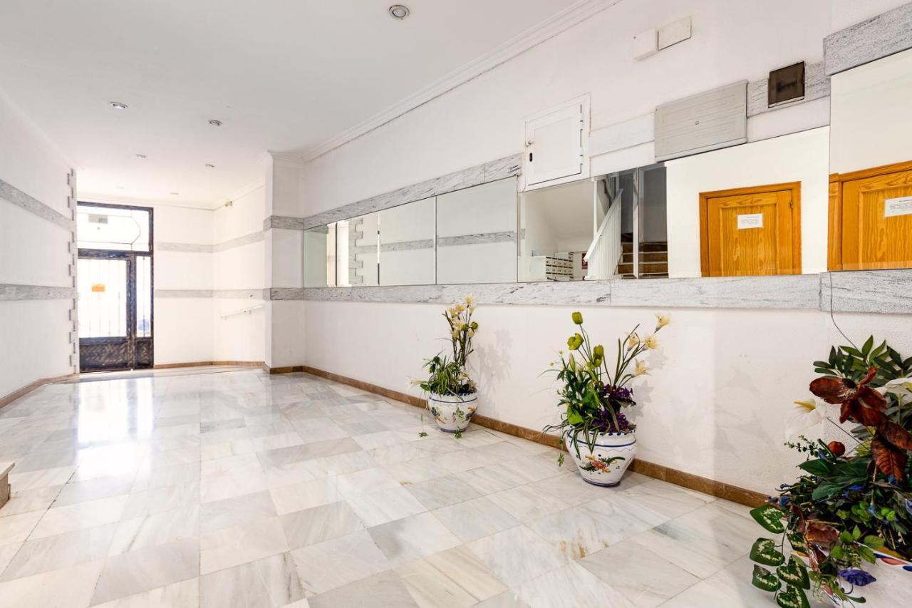 Apartament Caballero De Rodas Torrevieja Esterno foto
