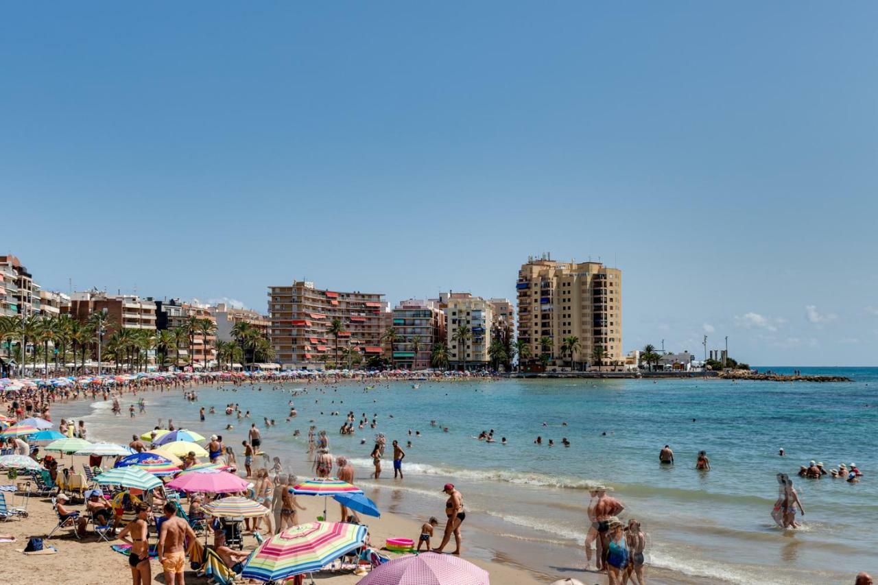 Apartament Caballero De Rodas Torrevieja Esterno foto
