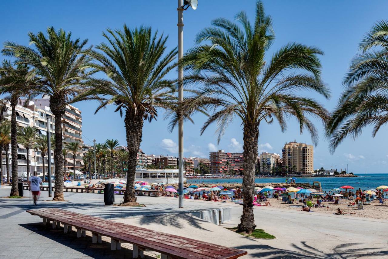 Apartament Caballero De Rodas Torrevieja Esterno foto